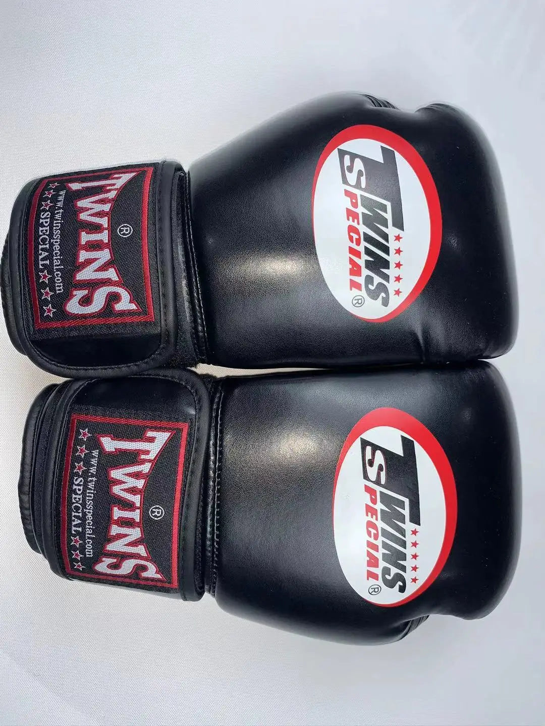 Gants de Boxe PU – Muay Thaï, Boxe, MMA & Kickboxing | Family Muay Thai